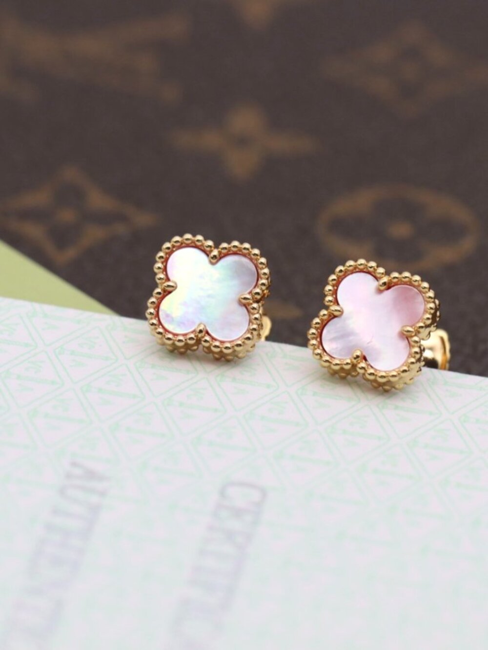 Van Cleef & Arpels White Earrings